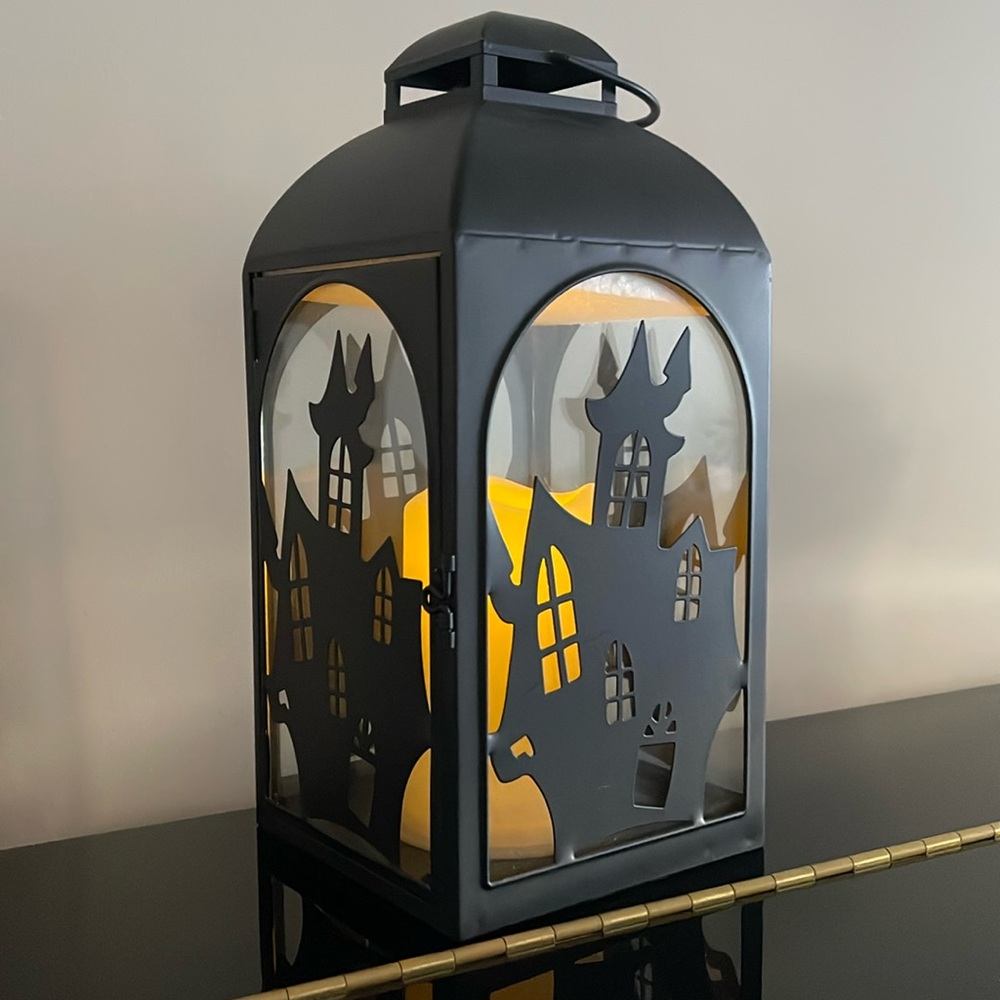 HALLOWEEN LANTERN